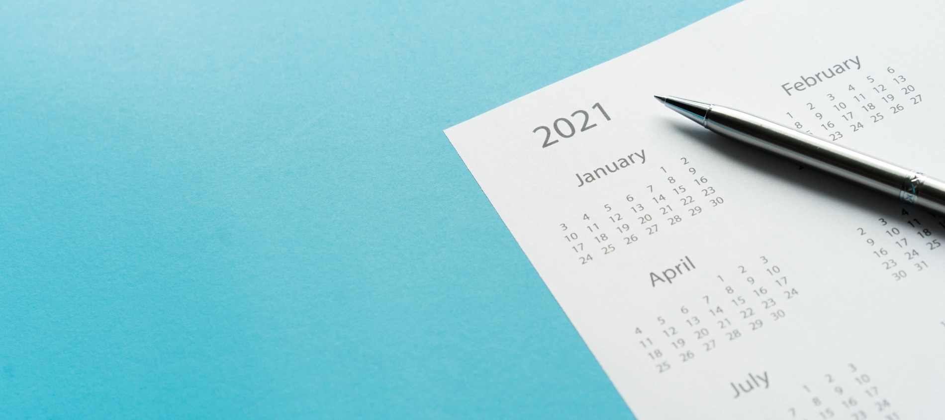 Calendar with the year 2021 written on it. 